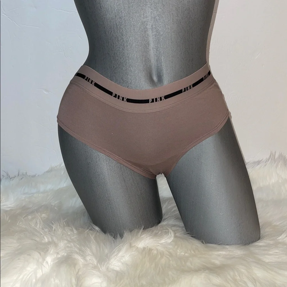 Victoria’s Secret Pink Logo Hipster Underwear Panty. NWT